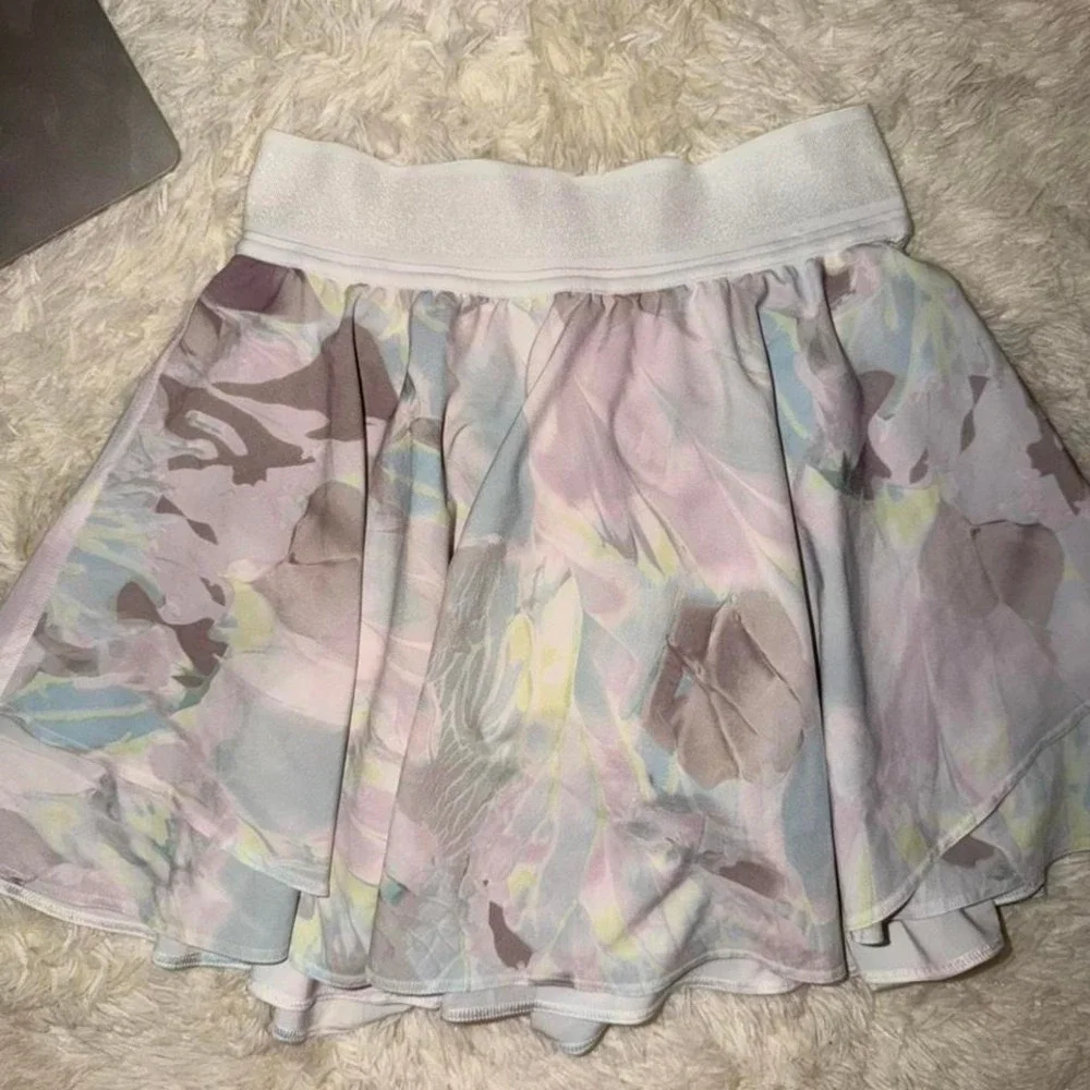 Lululemon Court Rival‎ HR Skirt Size 2 Nouveau Marble NWOT